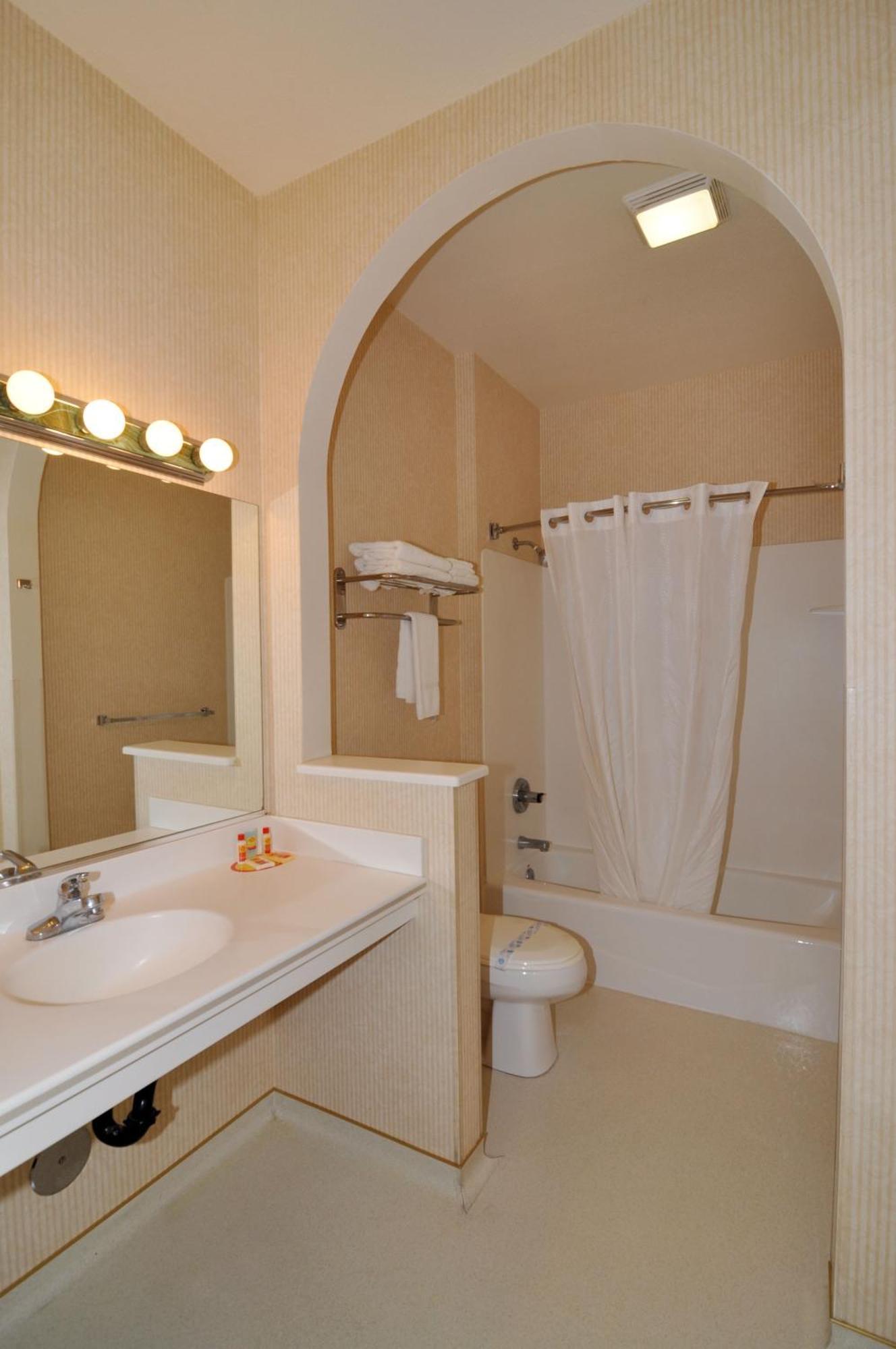 Marinwood Inn & Suites Novato Εξωτερικό φωτογραφία