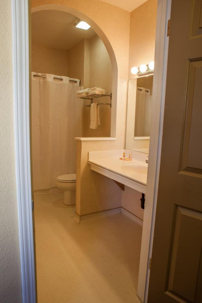 Marinwood Inn & Suites Novato Εξωτερικό φωτογραφία